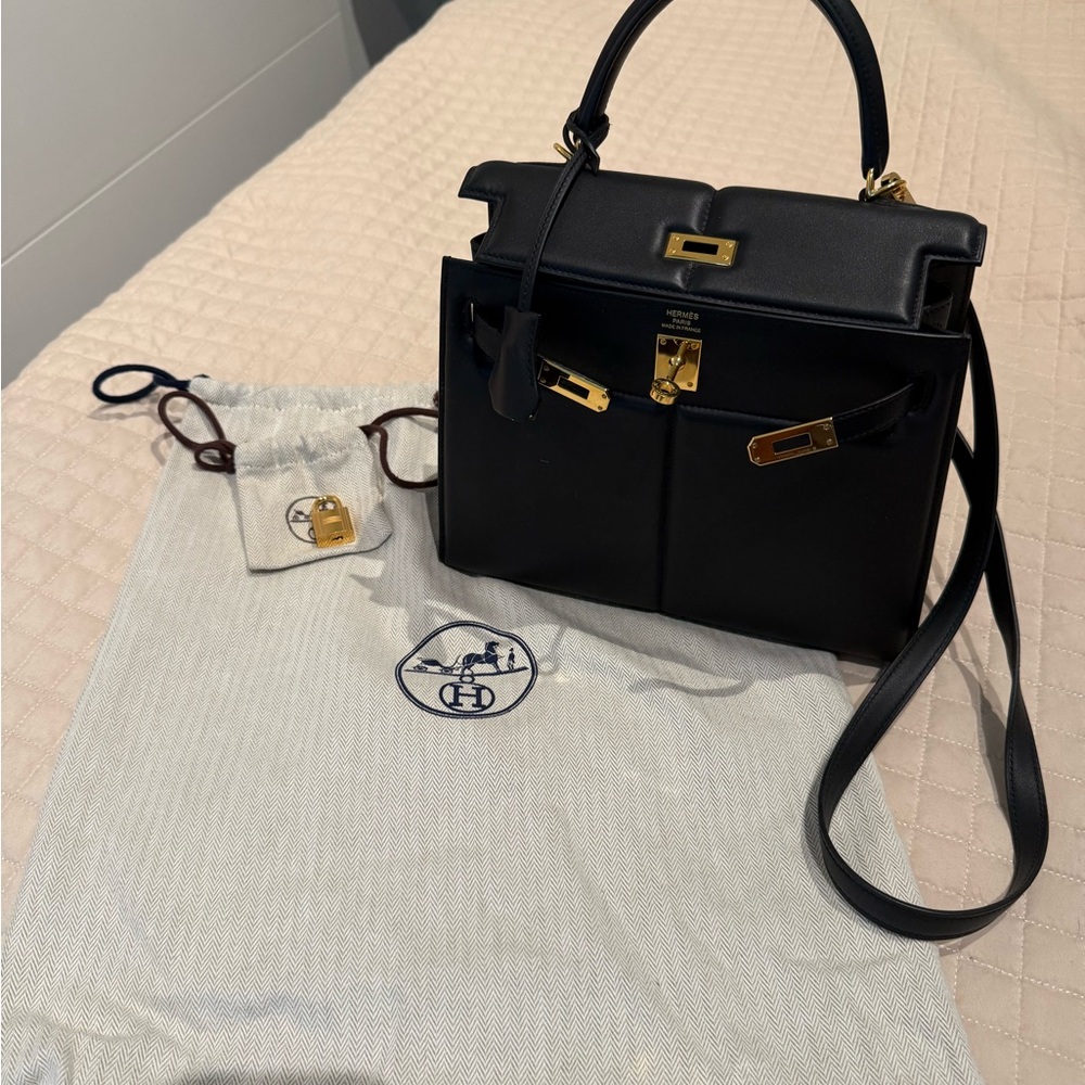 Hermes Swift Kelly Padded Sellier 25 Black